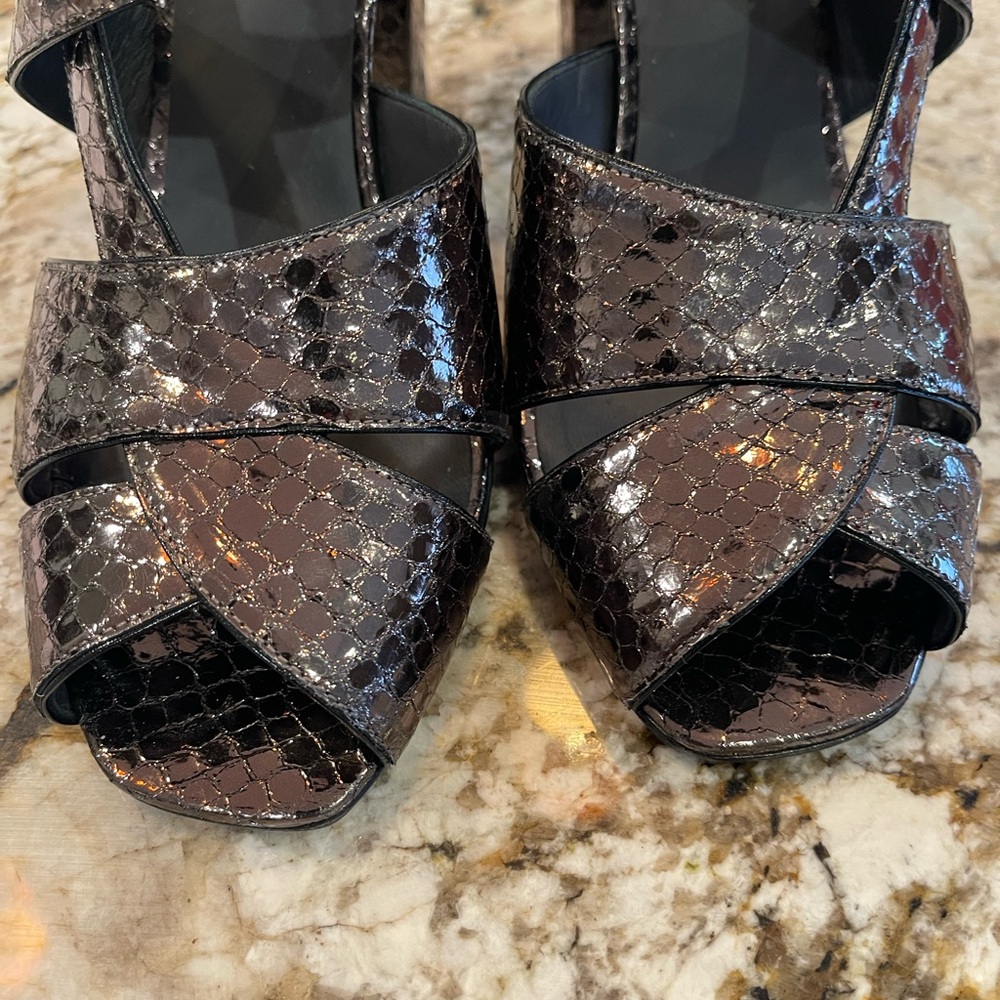 Chanel Python Sandals,Exelent Conditions - image 7